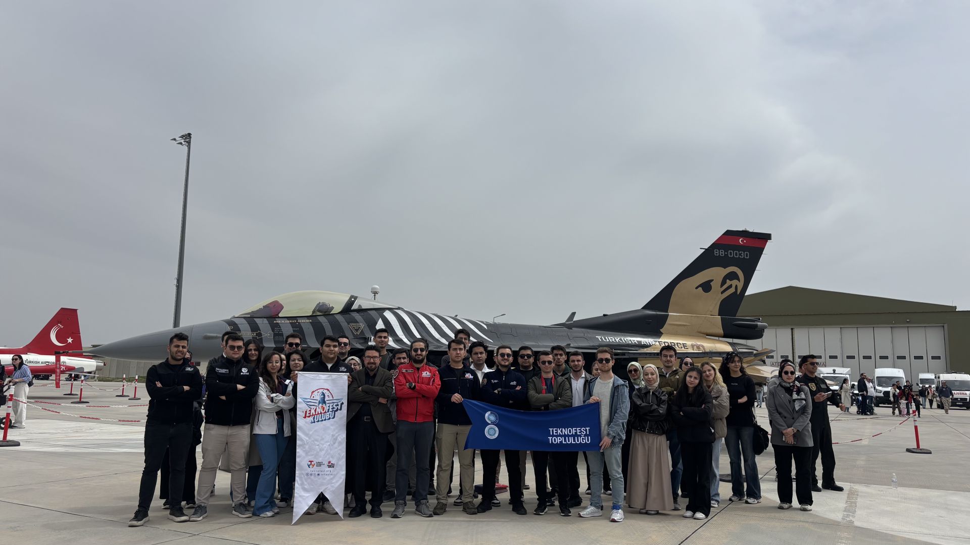 Teknofest Topluluğu’ndan 3. Ana Jet Üs Komutanlığı’na Teknik Gezi