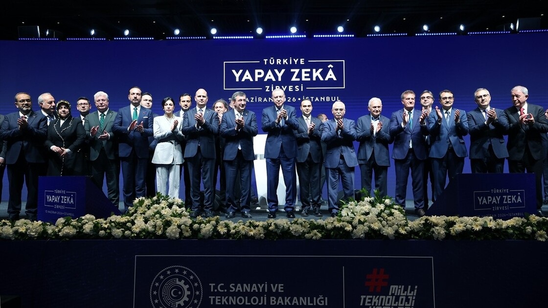 NEÜ TEKNOFEST Topluluğu, Tarihî Yapay Zekâ Zirvesi’ne Şahitlik Etti!