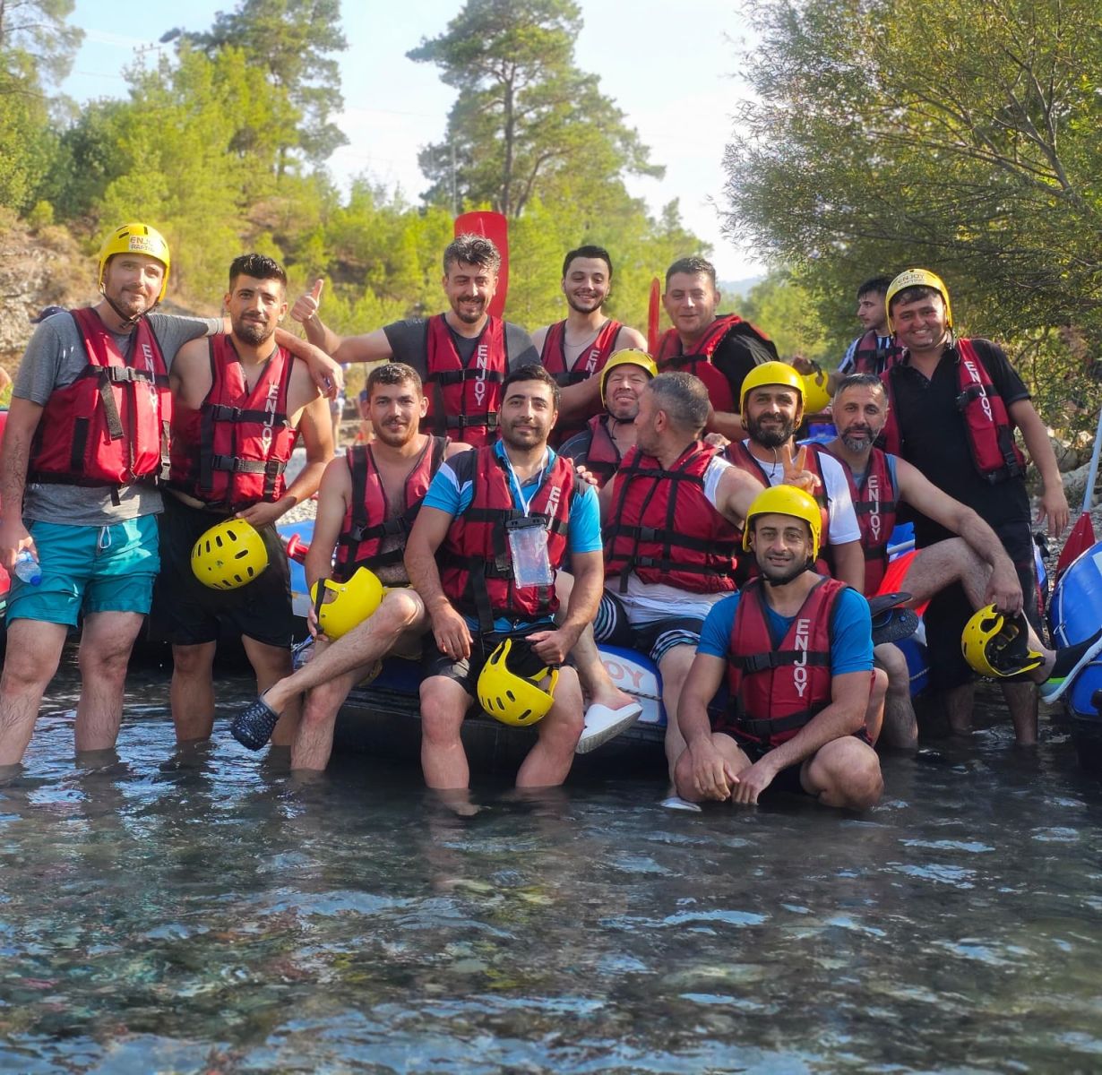 Üniversite Personeli Rafting ve Kamp Etkinliğinde Buluştu