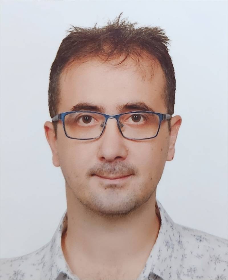 Doç. Dr. KADİR KÜÇÜKCERAN