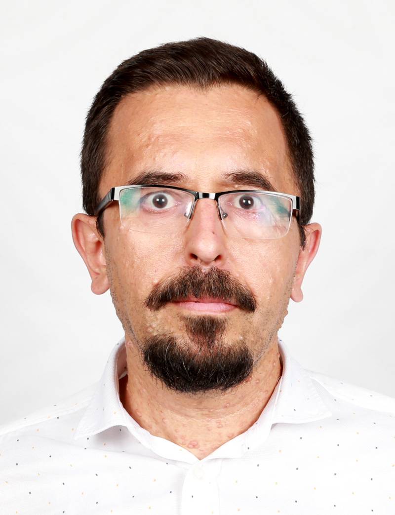 Dr. Öğr. Üyesi  YUSUF BAYAR